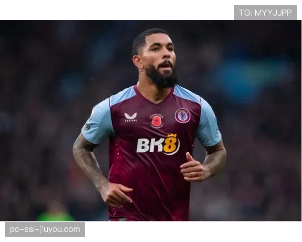 通讯:从替补到核心,专访维拉中场道格拉斯·路易斯的进化之路